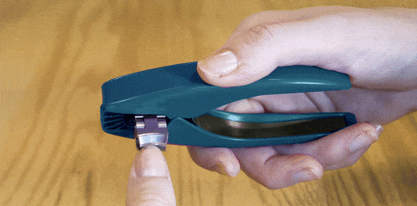 How Does this Nail Clipper Work